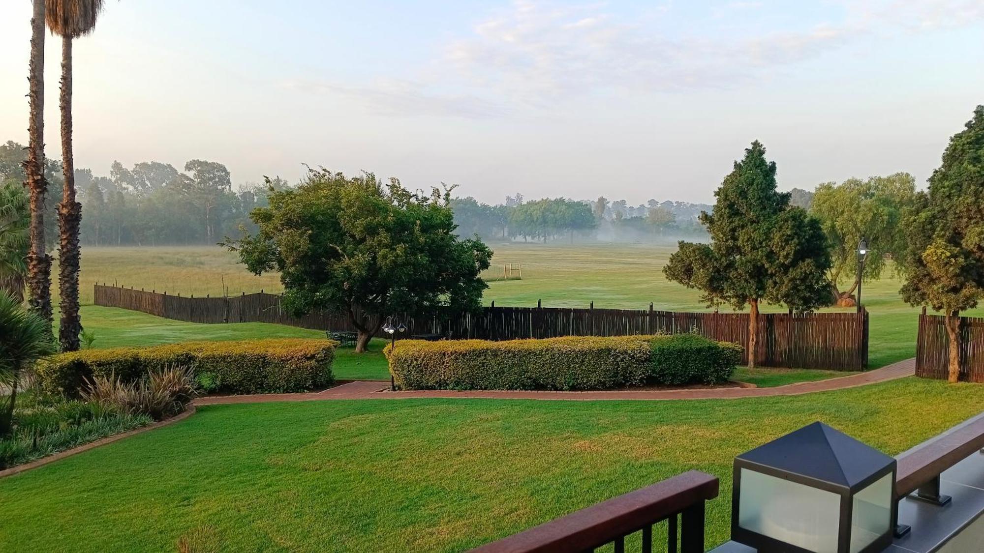 Emerald Resort & Casino Vanderbijlpark Esterno foto